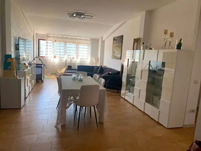 Appartamento trilocale in vendita in Via Giovanni XXIII, Isernia