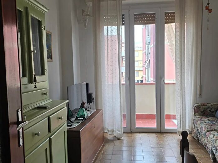 Appartamento trilocale in vendita in Sarzana