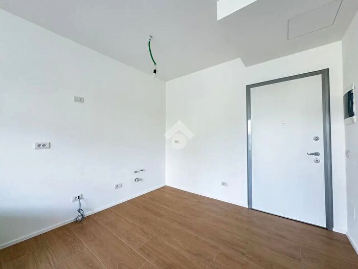 Appartamento bilocale in affitto in Via Angelo Agostoni, Lissone