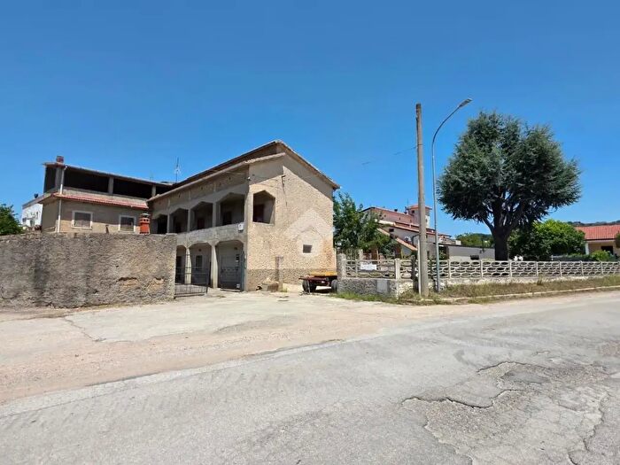Casa con 13 locali in vendita in Cda Presta, Sant'Agata De' Goti