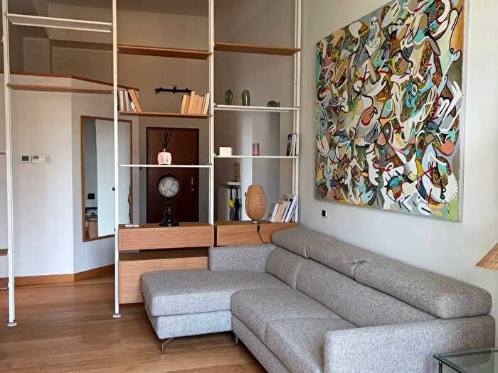 Appartamento bilocale in affitto in Via Monte Sabotino, Lecco