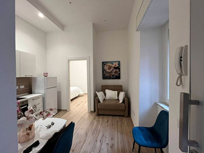 Appartamento bilocale in affitto in Via Generale Biagio De Benedictis, Arenaccia, Napoli