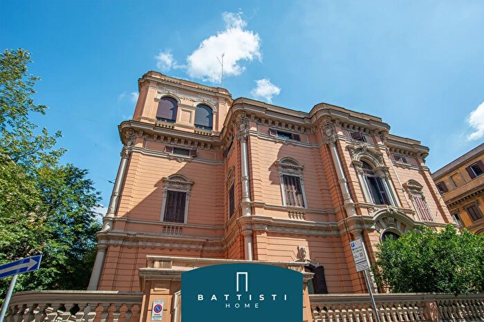 Appartamento trilocale in vendita in Via Boncompagni, Roma