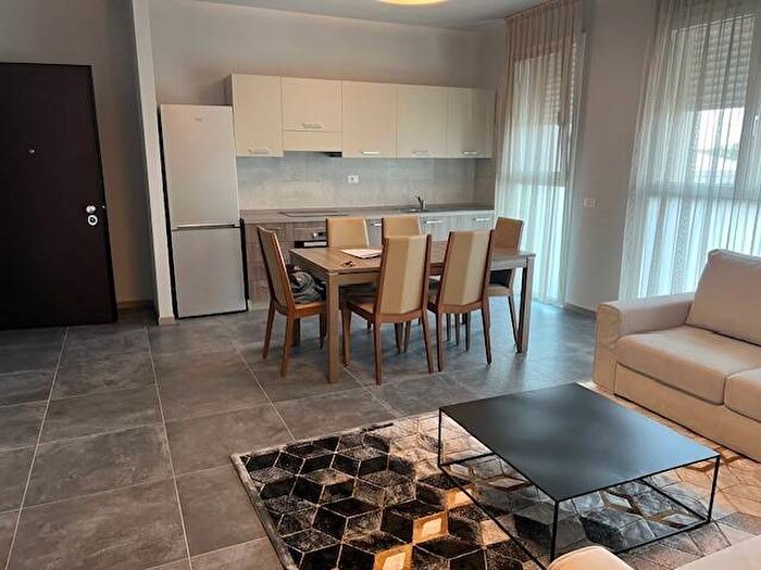 Appartamento bilocale in affitto in Via Nicolò Biondo, Villaggio Giardino, Modena
