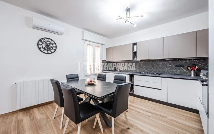 Appartamento trilocale in vendita in Via Giovanni Boccaccio, Correggio