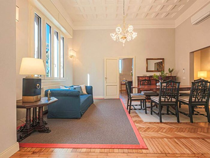 Casa con 6 locali in affitto in Via delle Forbici, Salviatino San Domenico, Firenze