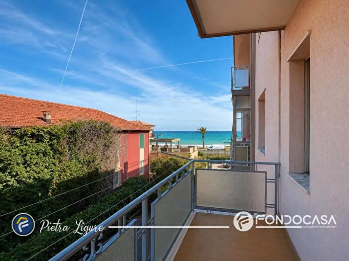 Appartamento bilocale in vendita in Via Como, Pietra Ligure