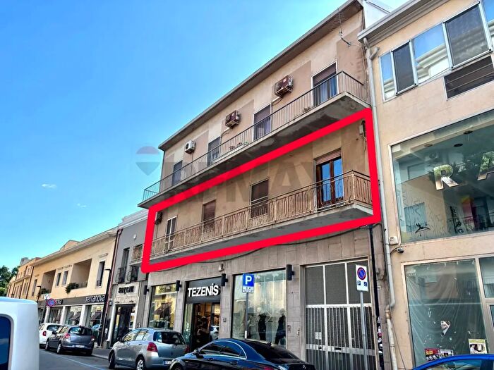 Appartamento con 8 locali in vendita in Oristano