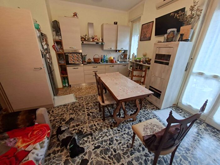 Appartamento trilocale in vendita in Via Vassallo Giarola, Alessandria