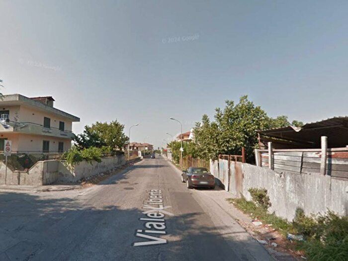 Appartamento quadrilocale in affitto in Viale Libertà, Gricignano di Aversa