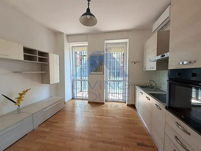 Appartamento trilocale in vendita in Via Giuseppe Mazzini, Muggiò