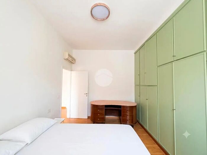 Appartamento trilocale in affitto in Via Aicardo, Milano