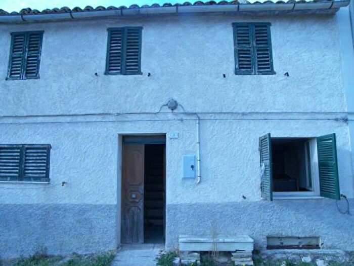 Casa con 6 locali in vendita in Via Ripa, Cupramontana