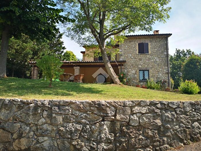 Casa con 7 locali in vendita in Via Ca Busignano, San Marino