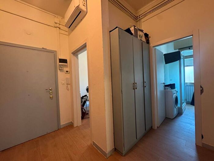 Appartamento trilocale in affitto in Via Angiolo Poliziano, Bolognina, Bologna