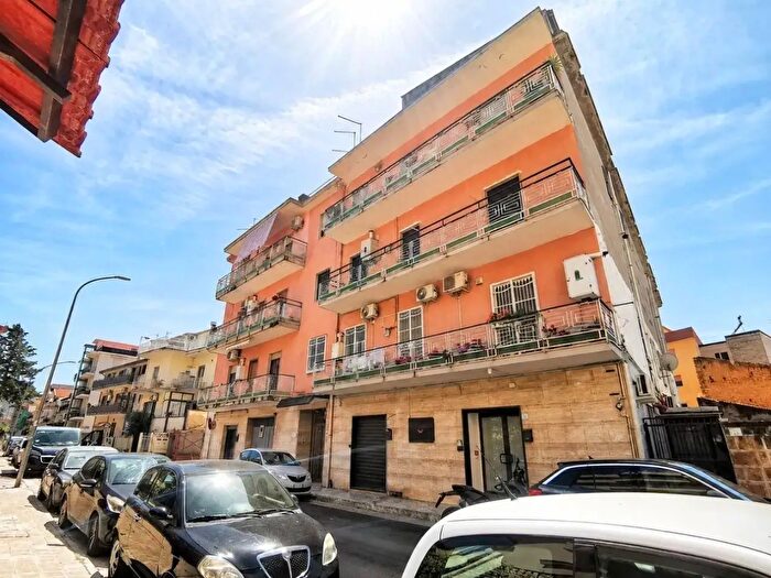Appartamento trilocale in vendita in Via IV Novembre, San Nicola La Strada