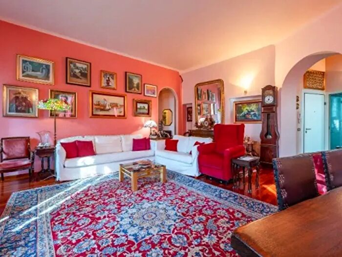 Appartamento quadrilocale in vendita in Milano