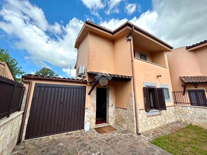 Casa quadrilocale in vendita in Via Gaetano Astolfi, Terracina