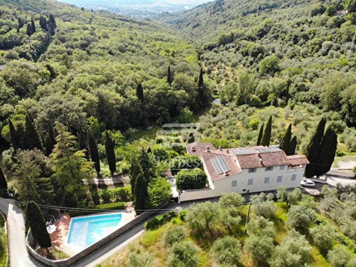 Casa con 6 locali in affitto in Via di Terzano, L'Apparita Monte Pilli, Bagno a Ripoli