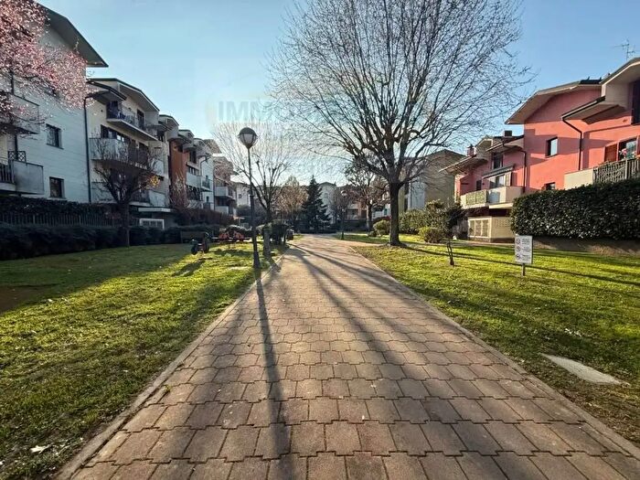 Appartamento trilocale in vendita in Buonarroti, Zelo Buon Persico