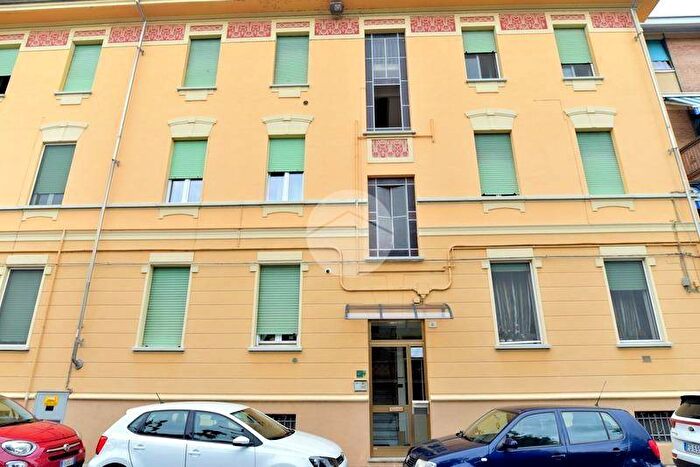 Appartamento trilocale in affitto in VIA CORONATA, Centro, Fossano