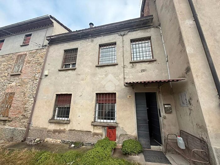 Casa trilocale in vendita in Nucleo Abitato Pallastrelli, CastellArquato