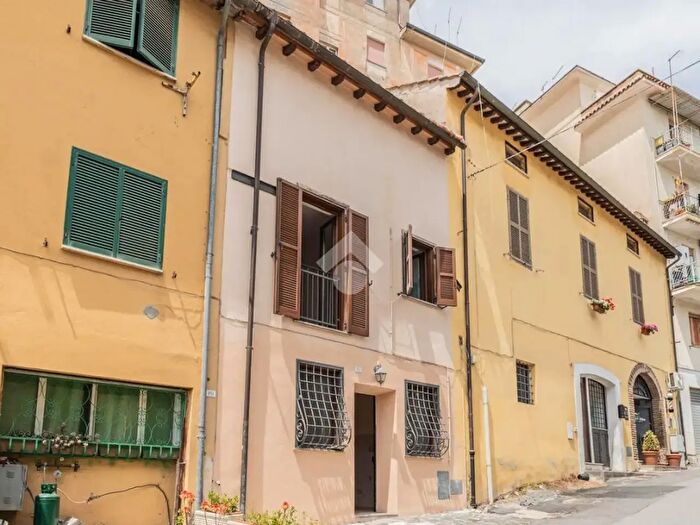 Appartamento quadrilocale in vendita in Via Cupetta del Mattatoio, Bracciano