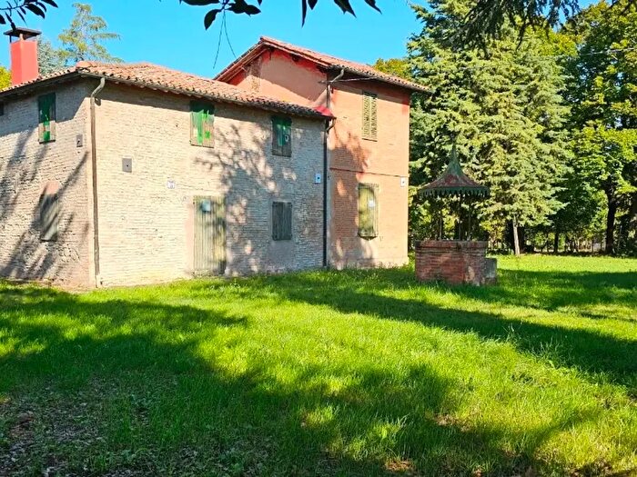 Casa in vendita in Castel San Pietro, Dozza