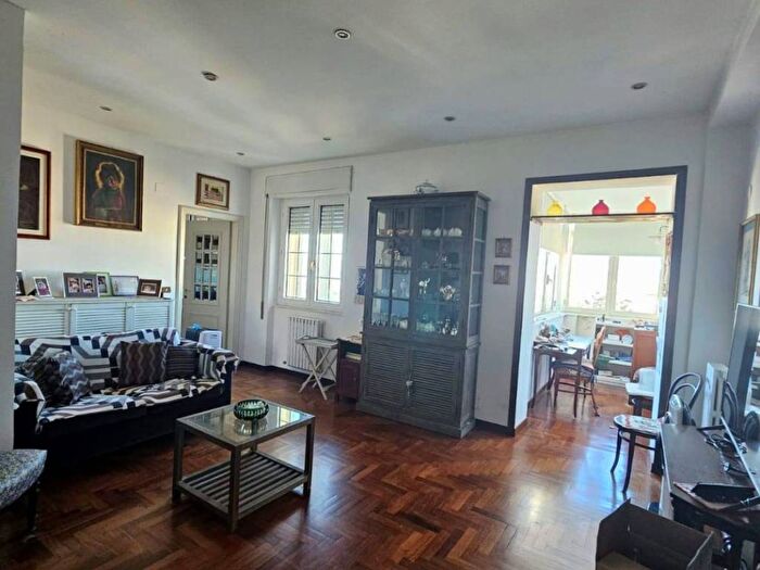 Appartamento quadrilocale in affitto in Via Vittorio Veneto, San Leonardo, Catanzaro