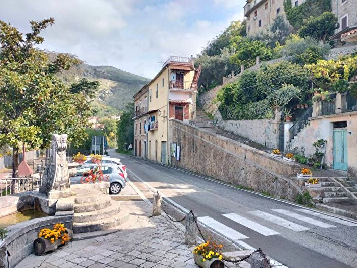 Appartamento trilocale in affitto in Corso San Tommaso, Roccasecca