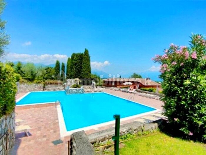 Casa con 5 locali in affitto in Via Angelo Omodeo, Soiano del Lago