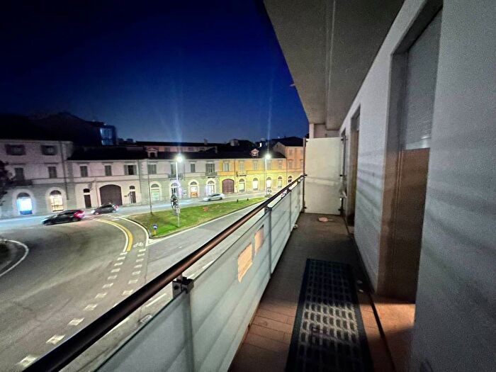 Appartamento bilocale in affitto in Via Luigi Einaudi, Corso Langhe Moretta Corso Cortemilia, Alba