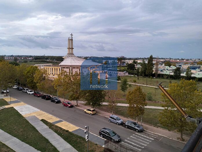 Appartamento trilocale in vendita in Via Francia, Aprilia