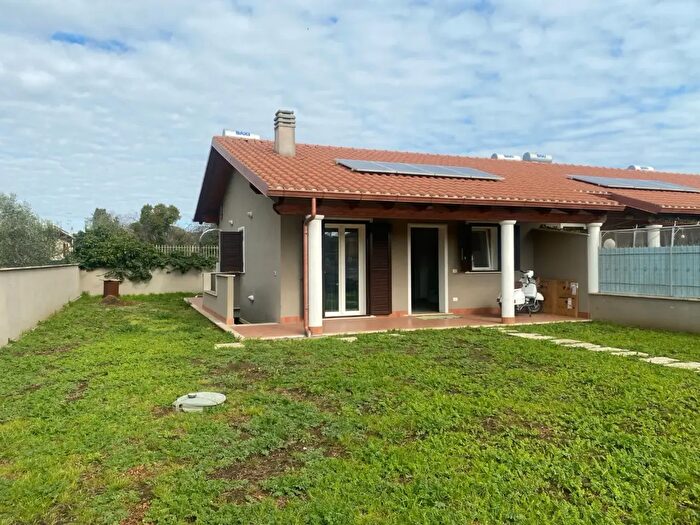 Case in Vendita e in Affitto - 2