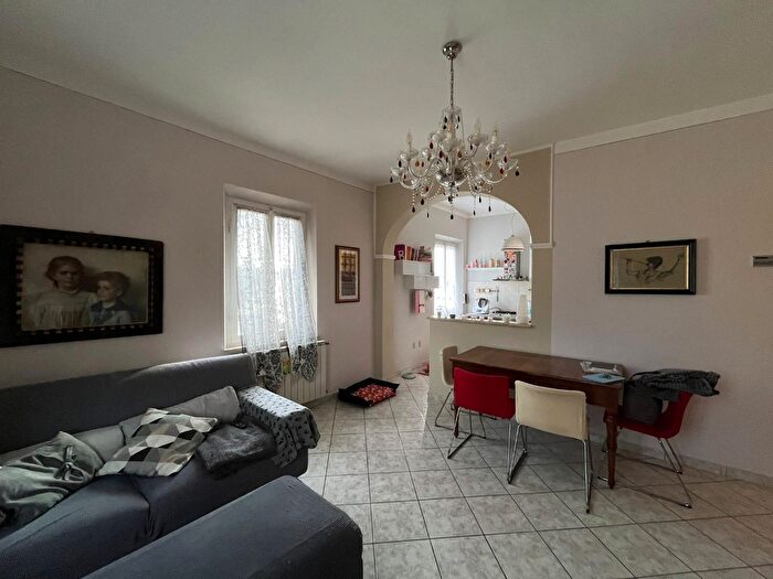 Appartamento trilocale in vendita in Colle Di Val DElsa