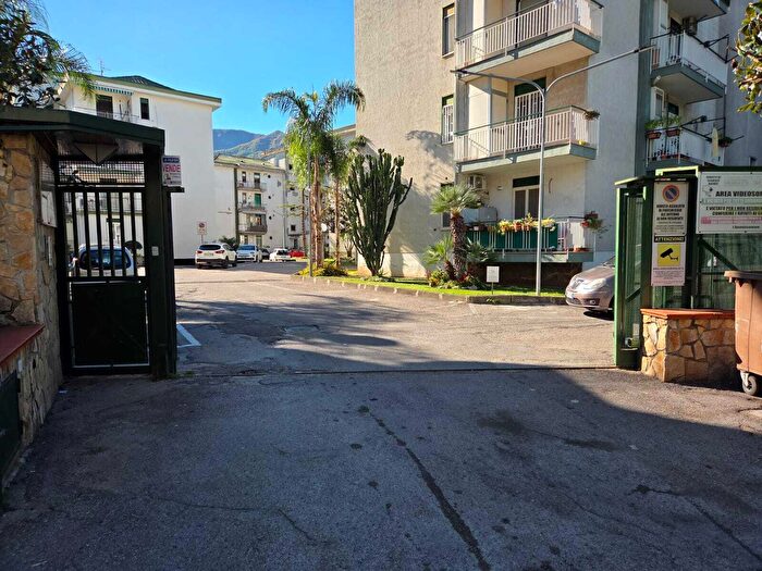 Appartamento quadrilocale in vendita in Via Carlo Tramontano, Pagani