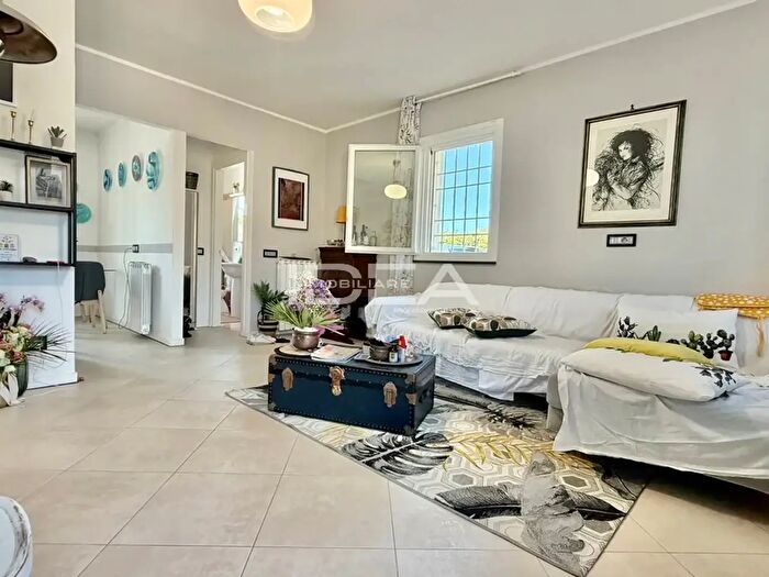Casa trilocale in vendita in Via di Villa Landi, Lucca