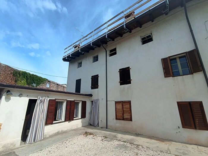 Casa con 5 locali in vendita in Mortegliano