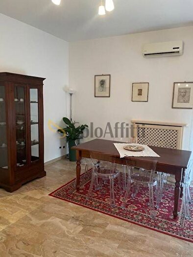 Appartamento quadrilocale in affitto in Via Saffi, Centro Storico, Ferrara