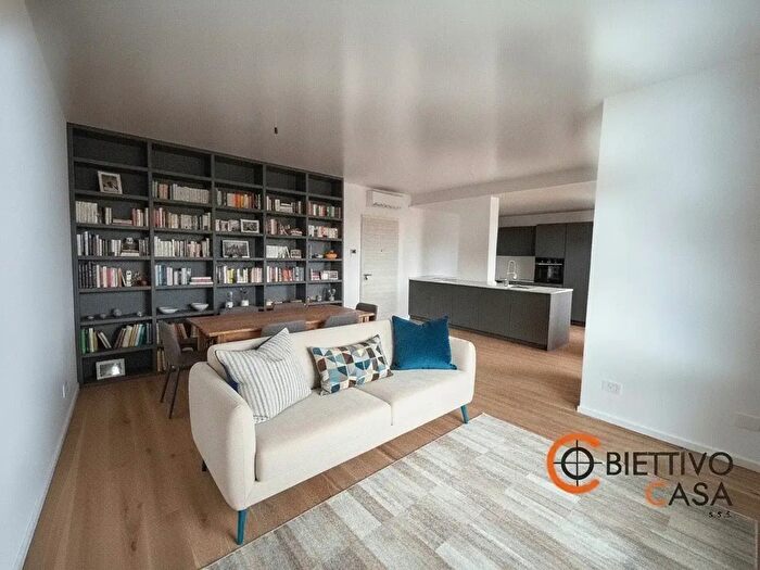 Appartamento quadrilocale in vendita in Via Minzoni, Albignasego