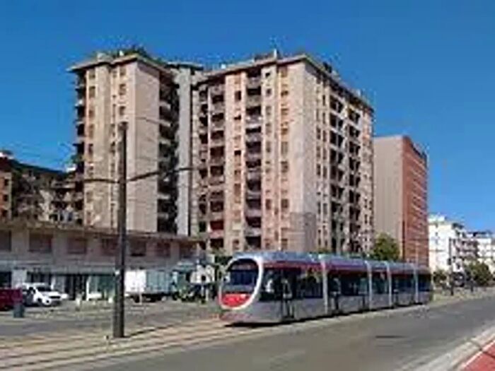 Appartamento trilocale in vendita in Firenze