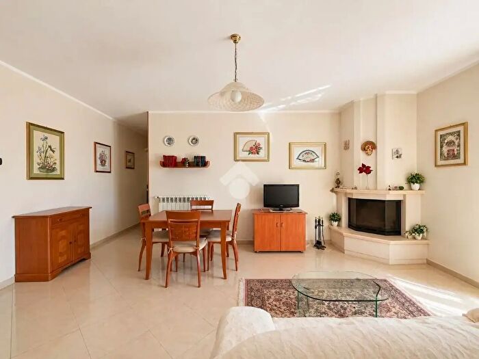 Appartamento trilocale in vendita in Viale Aldo Moro, San Giovanni Rotondo