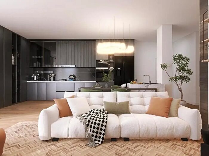 Appartamento quadrilocale in vendita in Via Ernesto Simini, Lecce