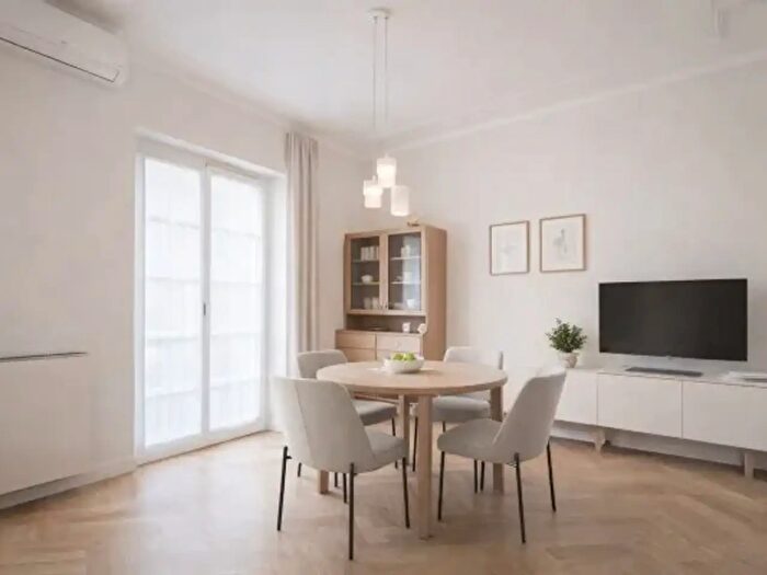 Appartamento quadrilocale in vendita in Via Capitano Lazzaro Parodi, Varazze