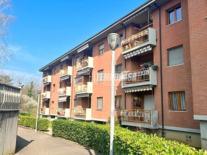 Appartamento quadrilocale in vendita in Via Belvedere, Trofarello