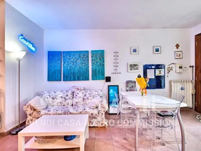 Appartamento trilocale in vendita in Via dei Confini, Campi Bisenzio
