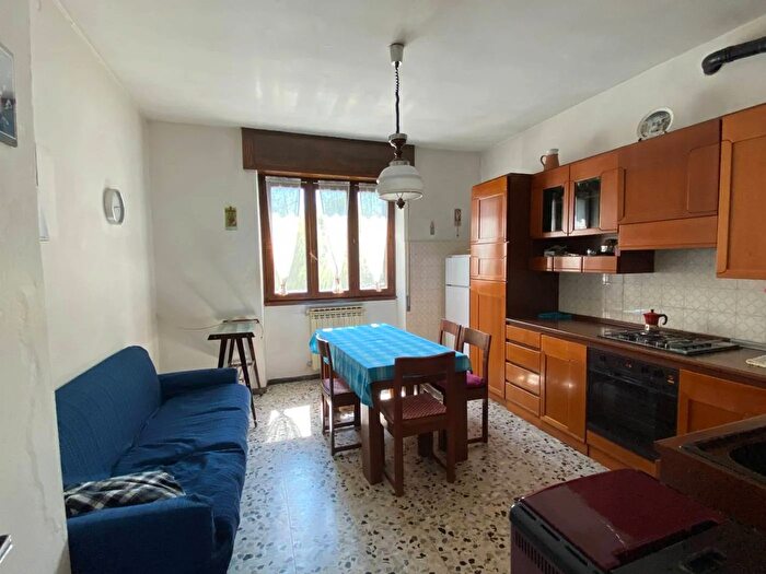 Casa con 5 locali in vendita in Via Cimitero Dubino, Dubino