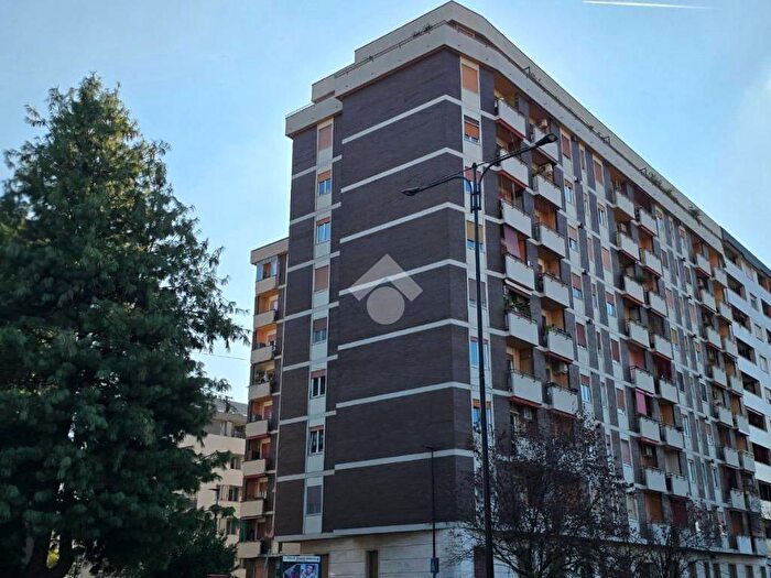 Appartamento trilocale in affitto in Via Abramo Lincoln, Robecco Bettola, Cinisello Balsamo