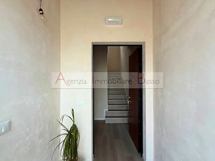 Appartamento trilocale in vendita in Via Maggiore, Battaglia Terme