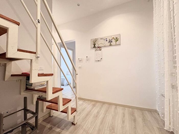 Appartamento trilocale in affitto in Via Gazzarrini, Cisternone, Livorno